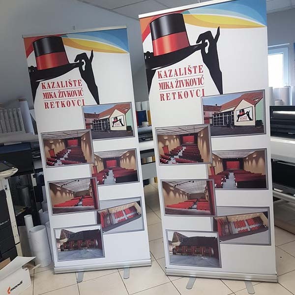 Pingvini, roll up baneri